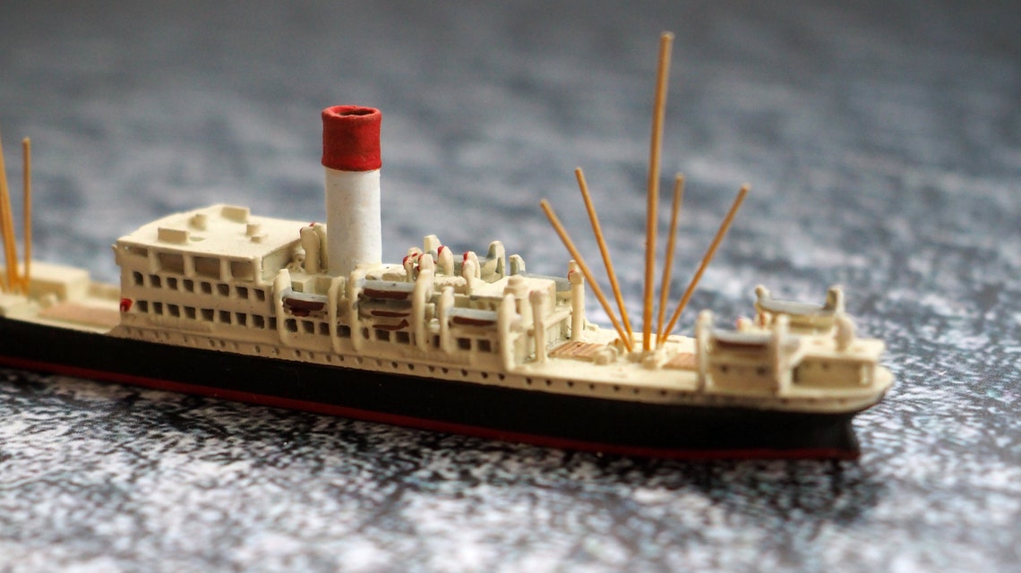 1-1250-scale-madeira-passenger-ship-as-in-1922-by-albatros-etsy