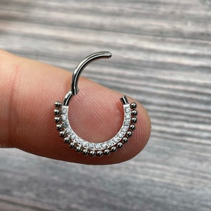 Clicker Titanium CZ Lined Hinged Nose Ring Septum Hoop Implant Grade 16g 6mm 8mm 10mm Daith Ear Tragus Cartilage Body Jewelry Piercing