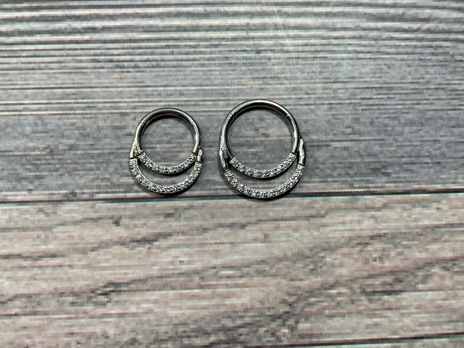 Clicker Titanium Hinged Nose Ring Septum Hoop Implant Grade Etsy