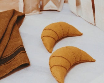 The FELT CROISSANT - PDF sewing patterns