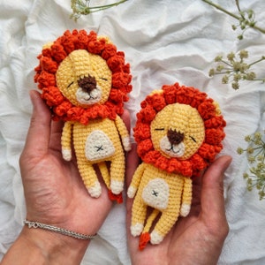 Sleeping Lion CROCHET PATTERN / Amigurumi Lion English PDF pattern / Crochet lion toy pattern image 2