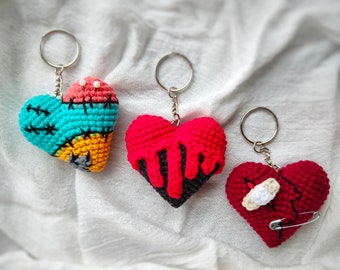 Creepy hearts CROCHET PATTERN / Amigurumi heart keychain PDF English pattern /  Dark valentines crochet pattern