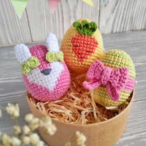 Uova di Pasqua SCHEMA ALL'UNCINETTO / Uova di Pasqua Amigurumi PDF Schema inglese / Schema all'uncinetto per uova disegnate con coniglietto, regalo e carota