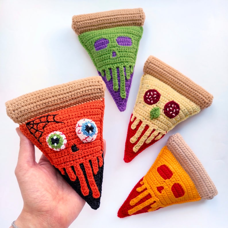 Skull pizza CROCHET PATTERN / Amigurumi pizza PDF English pattern / Halloween toy pattern / Crochet food pattern image 3