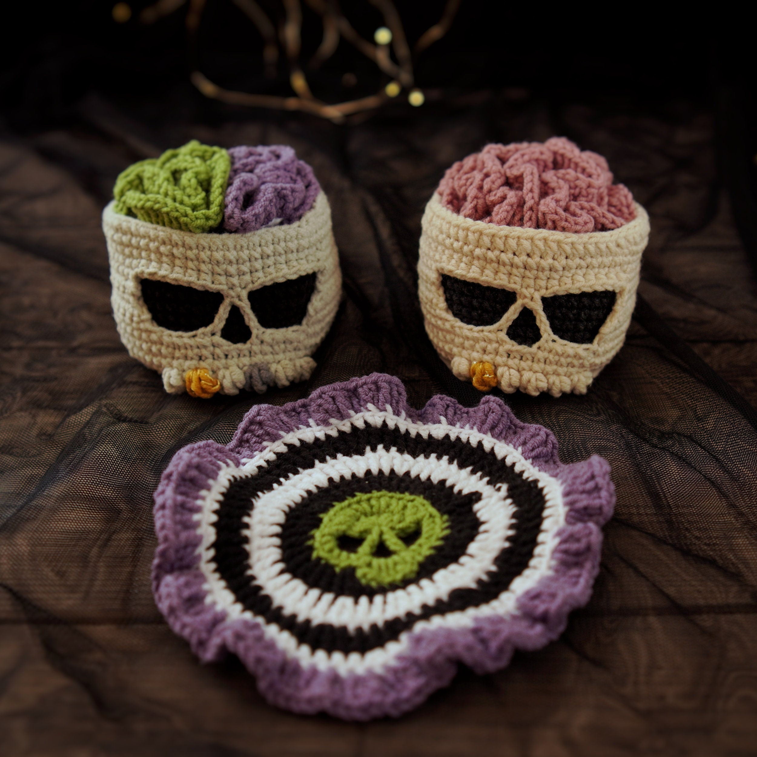 Brainy Skull Coaster Set Crochet Pattern: Halloween Decor, Crochet