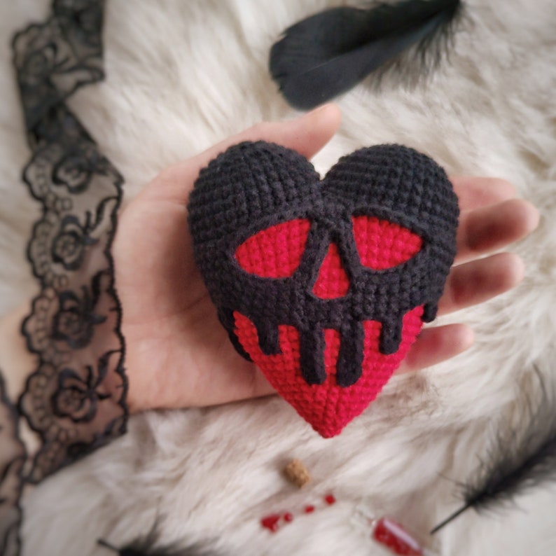 Poisoned heart CROCHET PATTERN / Amigurumi heart PDF English pattern / Valentine's day toy pattern image 2