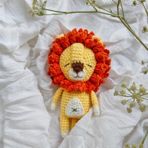 Sleeping Lion CROCHET PATTERN / Amigurumi Lion English PDF pattern / Crochet lion toy pattern image 4