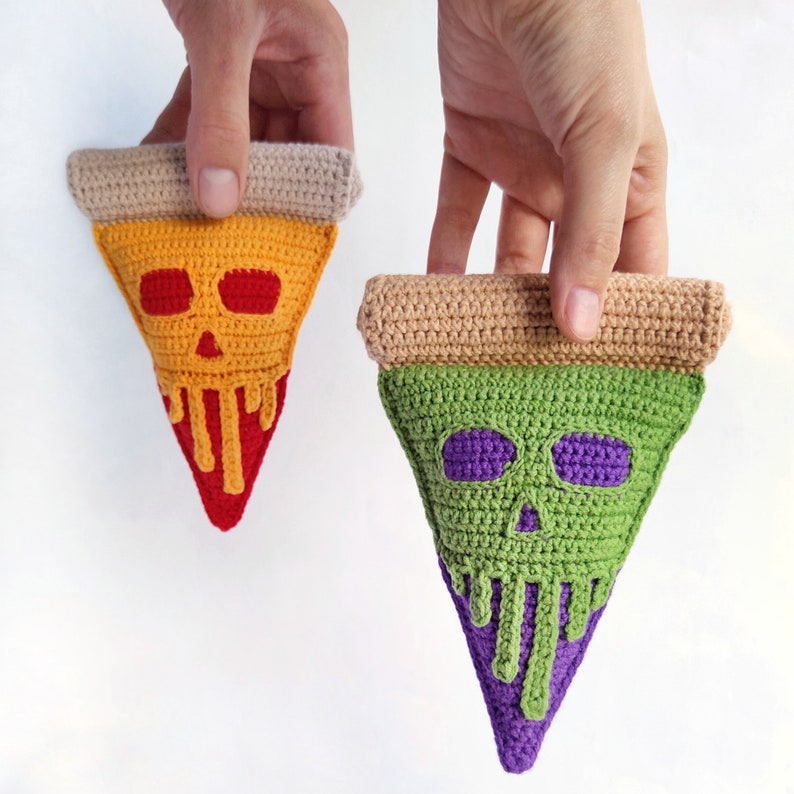 Skull pizza CROCHET PATTERN / Amigurumi pizza PDF English pattern / Halloween toy pattern / Crochet food pattern image 4