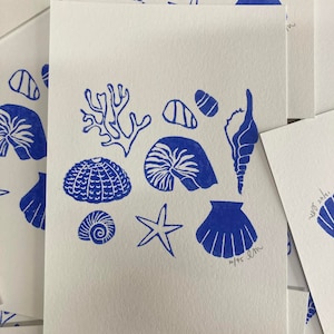 Linogravura "Pequena coleção de grandes tesouros"