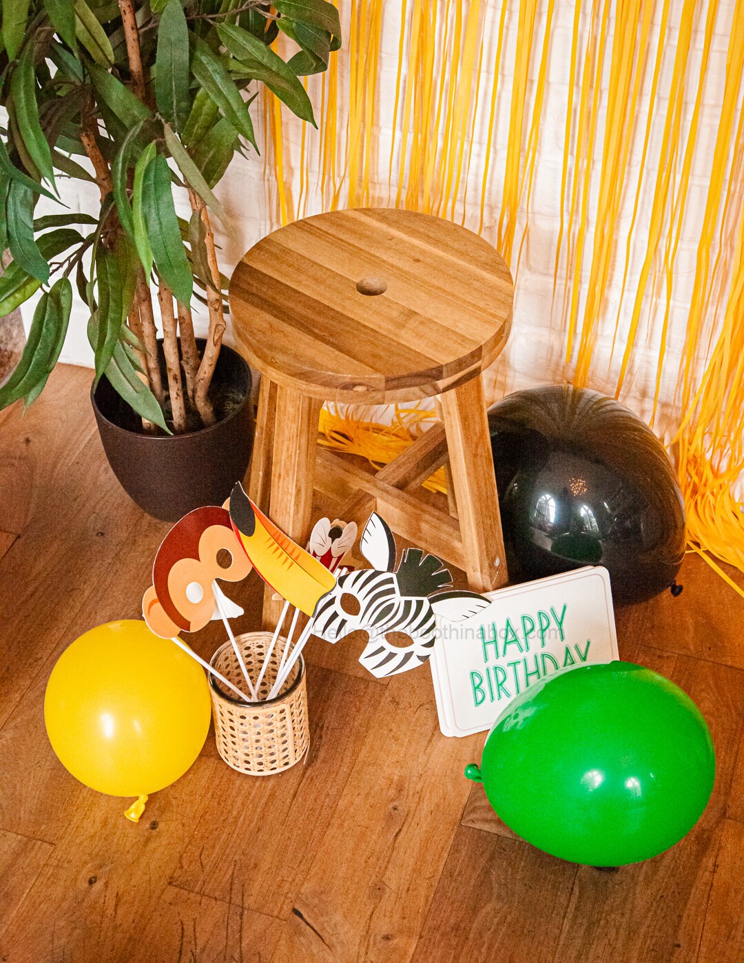 10 Jungle Party Photo Props Photo booth props Jungle | Etsy