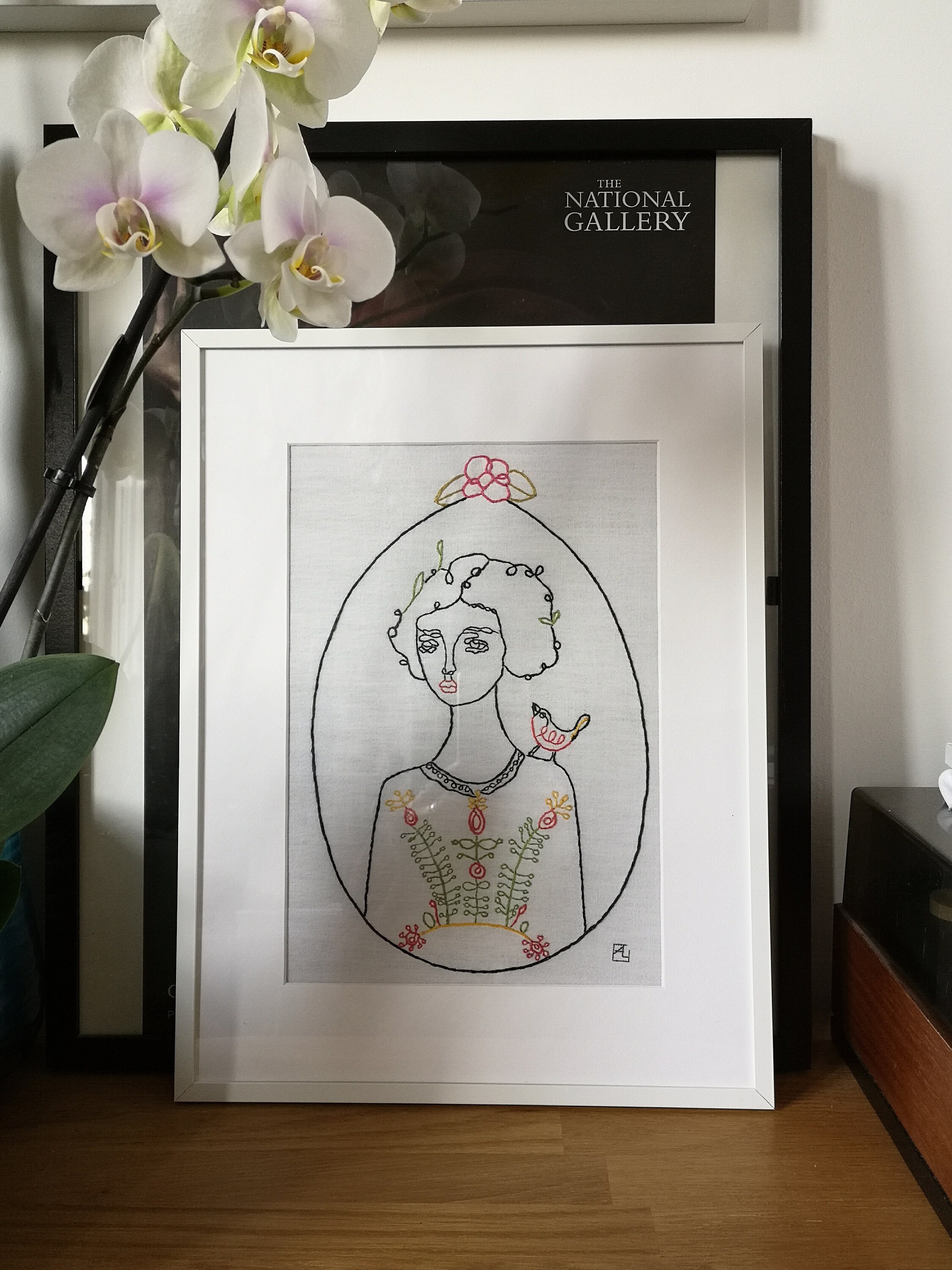 Le Médaillon - Broderie Encadrée 30x40