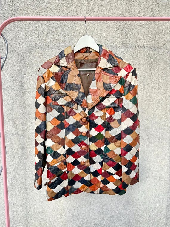 1970s Patchwork Leather Jacket • Fish Scale Desig… - image 4