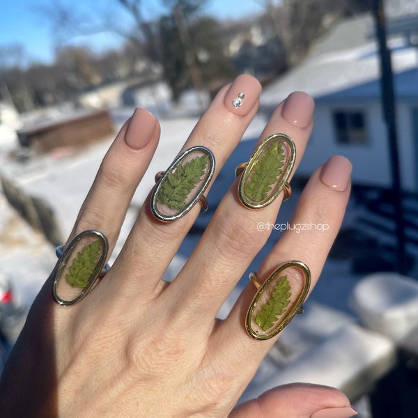 REAL fern adjustable ring, geometric jewelry, handmade botanical resin jewelry, statement jewelry, nature inspired jewelry, gifts for her