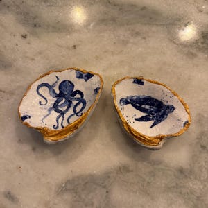 Large Coastal clam shell jewelry dish