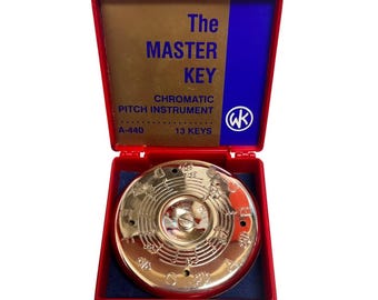 Instrumento cromático VTG The Master Key de 13 teclas A-440 MK2-C WM Kraft Co.
