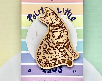 Bengalkatze – Gravierte Holz-Anstecknadel – Geschenk für Katzenliebhaber