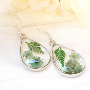 NATURAL FLOWERS EARRINGS, dried flowers jewelry, handmade resin earrings, pressed flowers teardrop earrings, dried pressed flower necklace