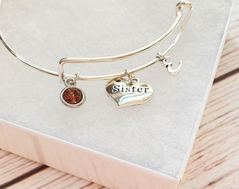 BRACELET DE PIERRE DE NAISSANCE de SOEUR, anniversaire de soeur, cadeau de jour de mère, cadeau pour la belle-soeur, bijoux en pierre de naissance faits sur commande, charme initial de coeur de nom