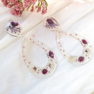 NATURAL FLOWERS EARRINGS, dried flowers jewelry, handmade resin earrings, teardrop dangle earrings, pressed flower earrings, flowers jewelry