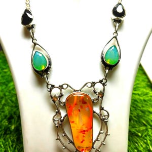 Collar de ópalo de Boulder y ópalo etíope / Collar llamativo de plata esterlina hecho a mano / Joyería gótica bohemia / Regalo artesanal único para ella