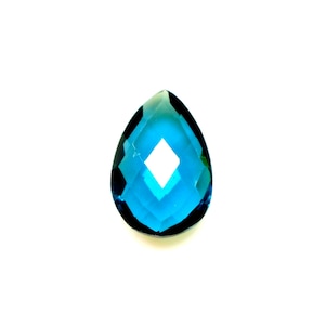 Saphir bleu sarcelle Saphir sarcelle taille poire, couleur du dessus saphir sarcelle Saphir sarcelle vert bleuâtre Saphir sarcelle 15 x 10 mm Saphir sarcelle cultivé en laboratoire