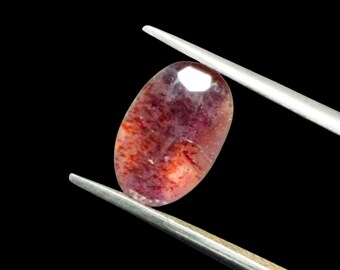Pietra solare iolite multicolore iniettata di sangue ovale con brillantini multipli, pietra solare iolite scintillante per la creazione di splendidi gioielli 11X7,50X4,50 MM
