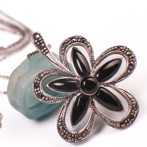 Vintage Markasit mit schwarzer Onyx Blume Anhänger 925 Sterling Silber Halskette .Vintage, Antique Geschenk für sie 925 gestempelt