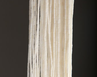 Bambou blanc, corail, tube de 2 x 5 mm, brin de 16 po.