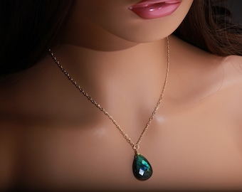 Collar con labradorita facetada en forma de lágrima, plata de ley o chapado en oro de 14 quilates
