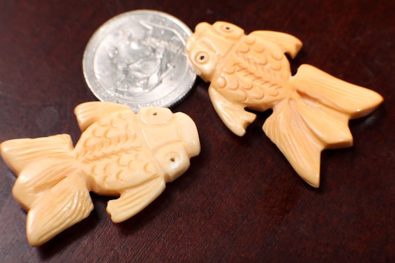 Carved Buffalo Bone Gold Fish, 25x38mm Hand Craft… - image 2