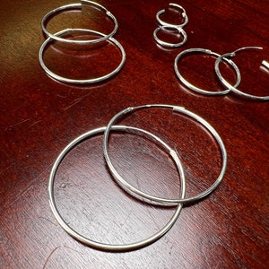 925 Sterling Silver Endless Hoop Earrings Minimalist simple wear hoop earring. 1.5mm thickness 925 stamped, 14mm, 25mm, 30mm, 35mm ,1 pair