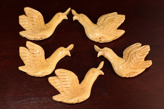 Carved Buffalo Bone Swan, 35x53mm Hand Crafted Do… - image 6