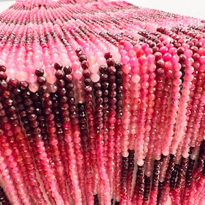Natural ombre Ruby 2.5mm Faceted round Ombre Shaded ruby Gemstone Beads for jewelry Making 12&quot; strand