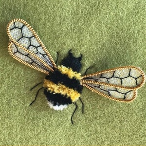 A Beautiful Stumpwork Bee to Create