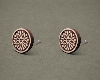 Wooden stud earrings - earring - 9 mm - mandala 1