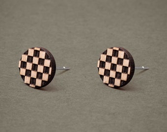 Boucles d'oreilles clous en bois - boucle d'oreille - 9 mm - damier