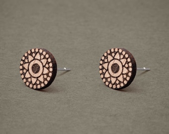 Wooden stud earrings - earring - 9 mm & 7 mm - sun star