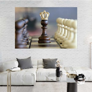 Chess King Canvas – Inspirational Crowned Pawn Wall Art for Strategy Lovers, Office Motivation or Game Room Decor in Bold Style