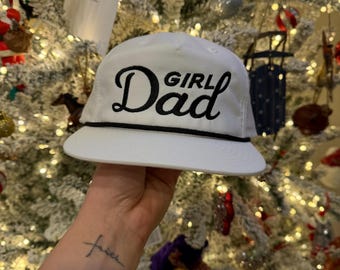 Sombrero bordado de papá niña