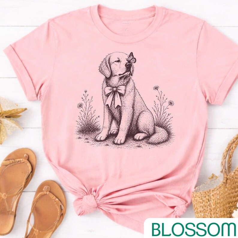 Camiseta Golden Retriever con Mariposa, Camiseta Vintage para Perros, Regalo para Amantes de los Perros con Estilo Cottagecore Floral imagen 4