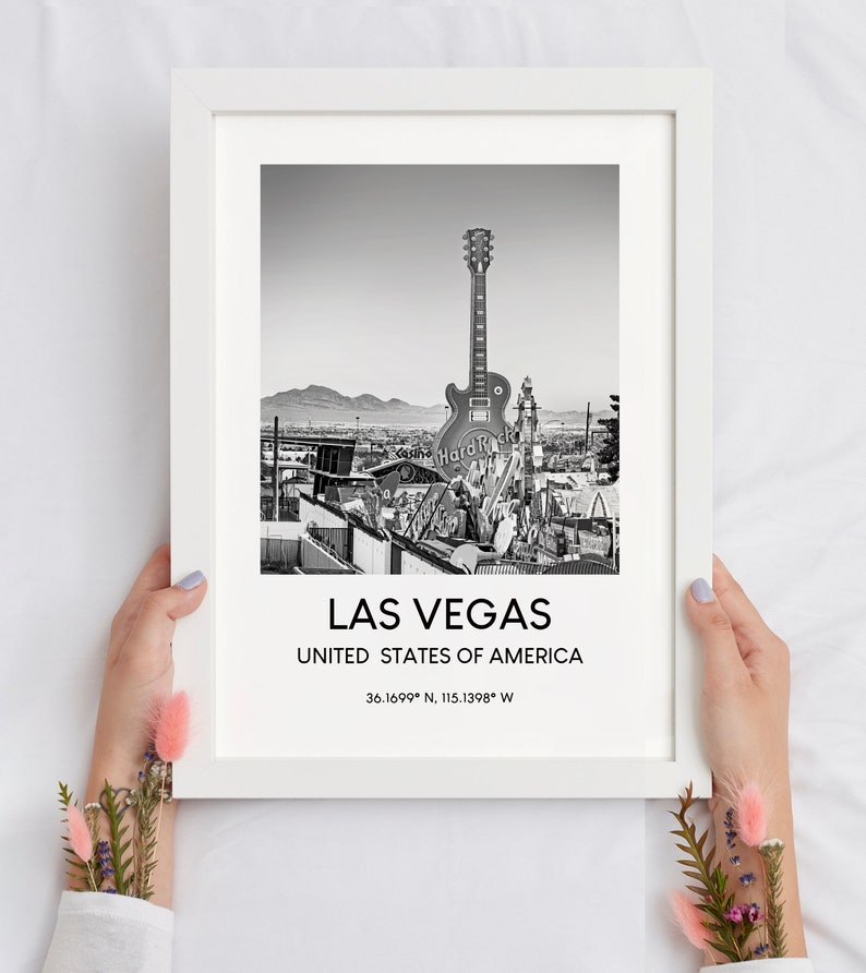 Las Vegas Travel Print Las Vegas City Wall Art Print Black and White Las Vegas Nevada Home Decor Las Vegas Poster Las Vegas Gift Print immagine 5