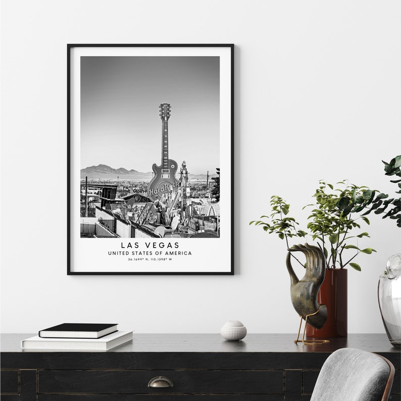 Las Vegas Travel Print Las Vegas City Wall Art Print Black and White Las Vegas Nevada Home Decor Las Vegas Poster Las Vegas Gift Print immagine 3