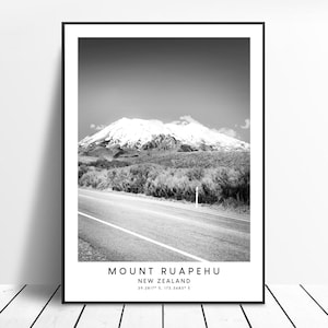 Mount Ruapehu Travel Print Black and White Mount Ruapehu Poster Minimalist Mount Ruapehu Wall Art Mount Ruapehu Wall Print Mt Ruapehu Gift