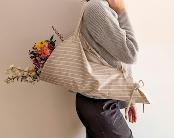 Large Bouquet Holder Bag for Flower Markets | Reusable Floral Carrier Tote | Farmers Market Flower Bag | Linen Style Bouquet Sleeve