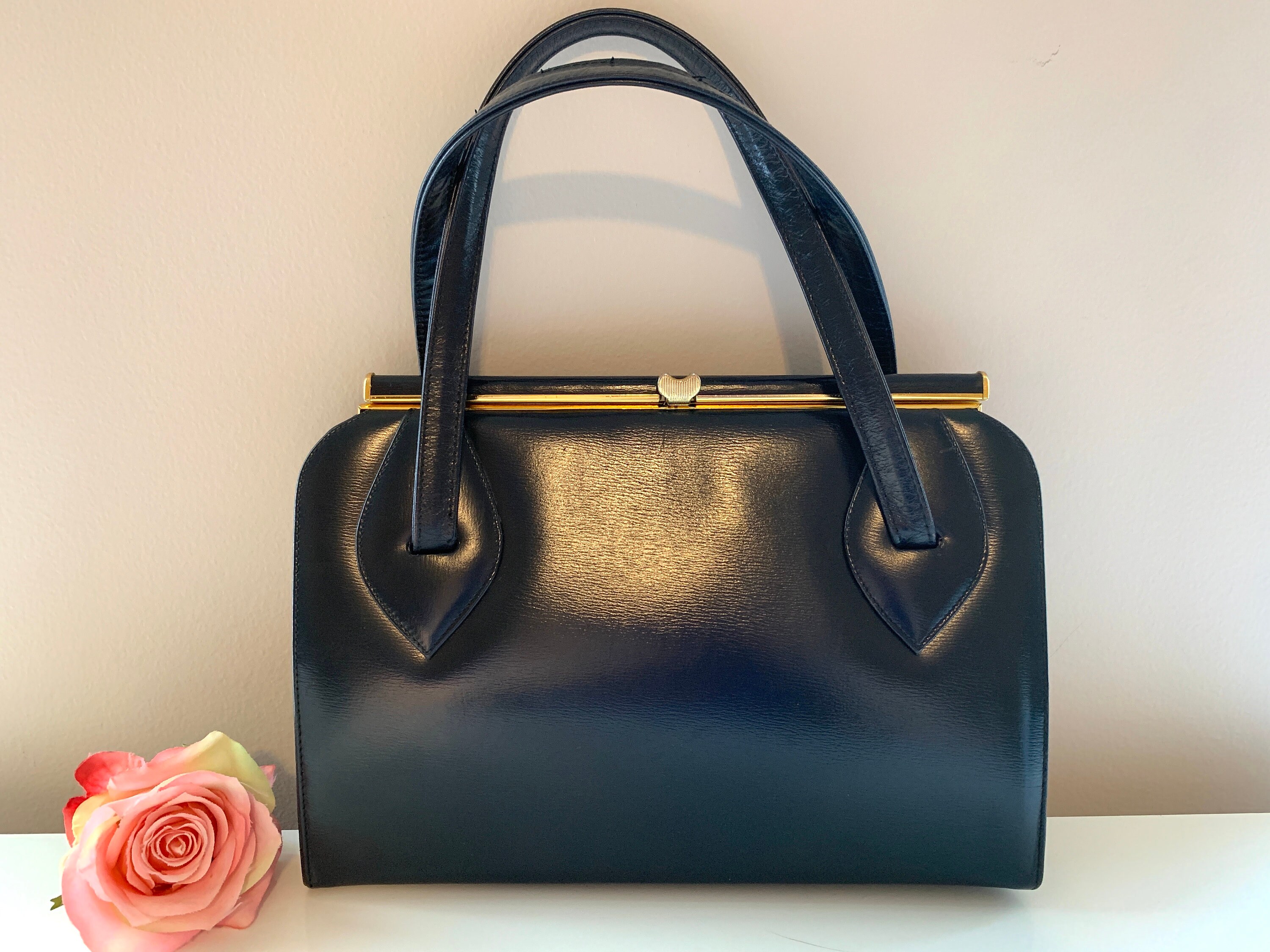 Solid Black Elegant Clutch Bag Minimalist Banquet Prom Versatile Handbag Pu  Leather Detachable Chain Strap Trendy Purse Evening Bag - Bags & Luggage -  Temu Portugal