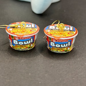 Chicken noodle bowl dangle earrings,noodle bowl earrings,mini noodle earrings