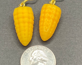Corn on the cob earrings, corn dangle earrings, food earrings