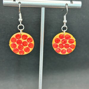 Pizza earrings, pepperoni pizza earrings, foodie earrings, restaurant earrings,mini brand earrings