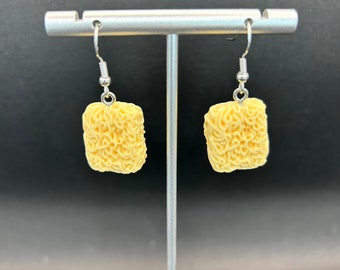 Noodle earrings, snack earrings, foodie earrings, noodle dangle earrings