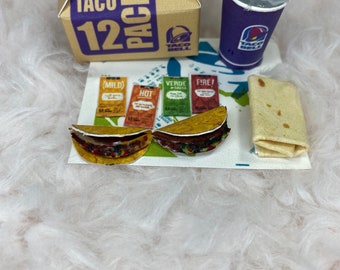 Miniature Taco ,miniature food,doll house food, mini brand sized food,Taco for dolls,food for dolls